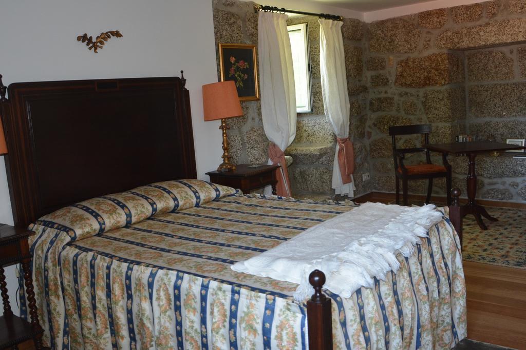 Casas Do Eido E Casa Da Viuva Otel Celorico De Basto Oda fotoğraf